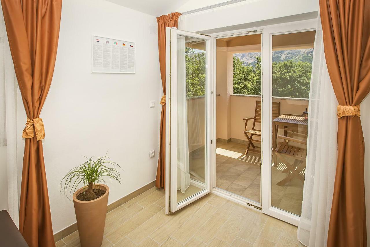 Residence Mediterraneo II Baška Exteriör bild